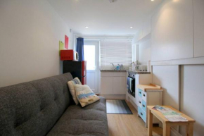 Pebbles Apartment By Air Premier